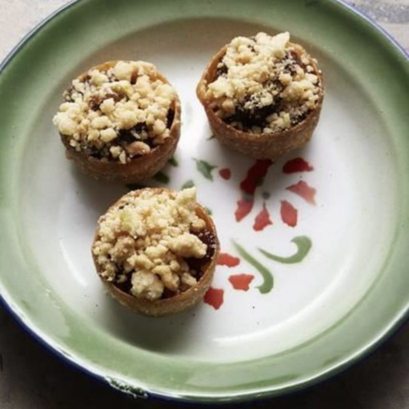 Recipe: Little Christmas Crumbles